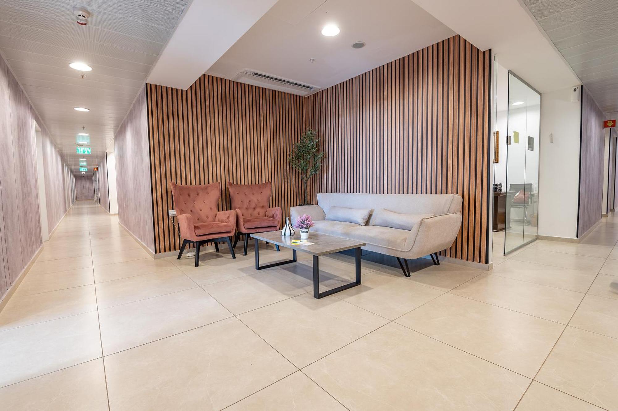 Hi-Yam Seaview Apartments & Suites - יש ממ"ד Бат-Ям Экстерьер фото